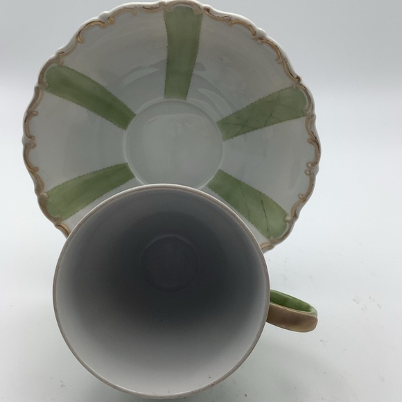 Vintage Bavaria Seltzmann Weiden Hand-Painted Cup and Saucer - Picture 11 of 15